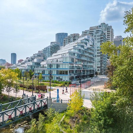 Guest Favorite Riverside Retreat- Walking Trails, Downtown Near Stampede! Free Banff Pass, Wine, Gym, Parking! 卡加利 外观 照片